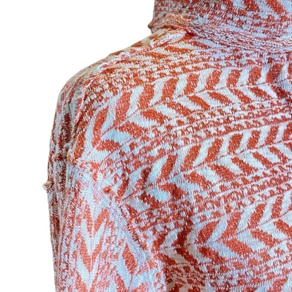 BKE women's Small raw edge mock neck knit long sleeve top burnt orange white - Picture 6 of 10